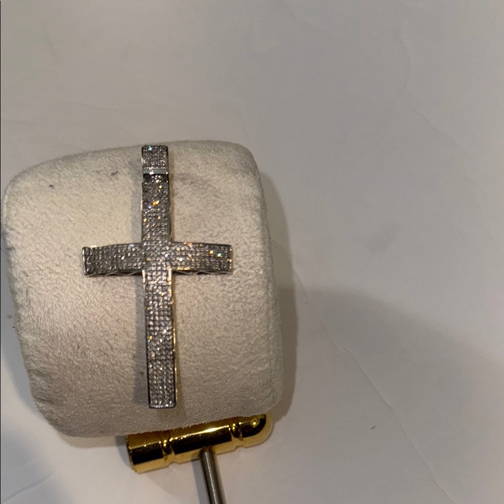 10k white gold Cross Pendant pave diamond Accents